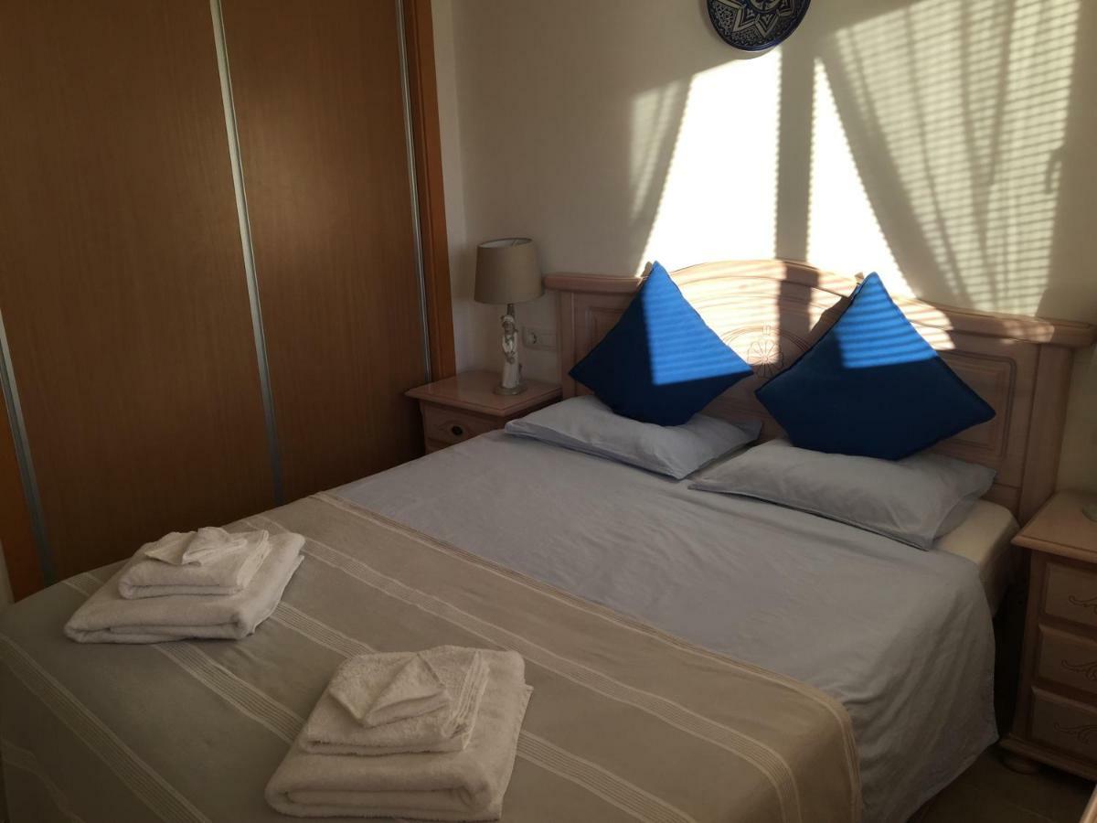 Madre Mia Apartment 卡萨雷斯 外观 照片