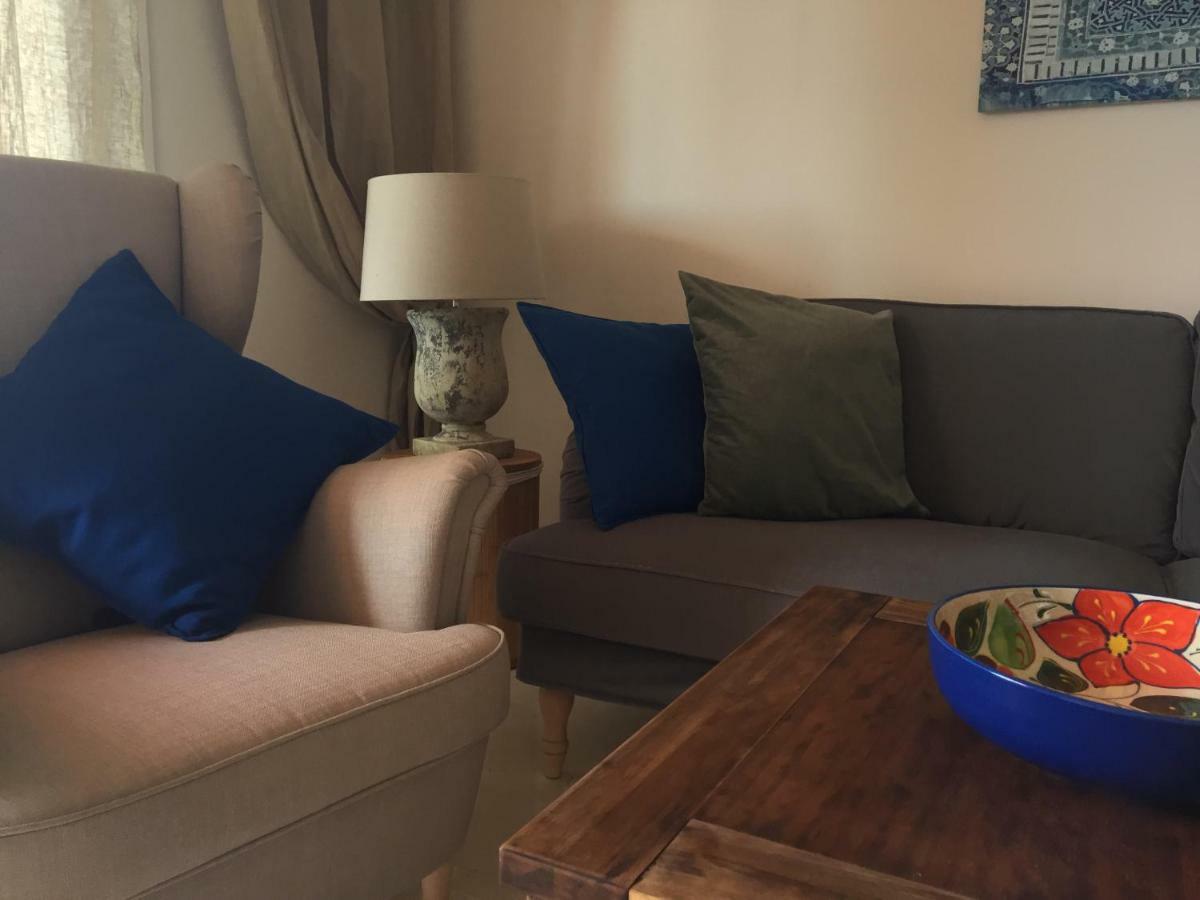 Madre Mia Apartment 卡萨雷斯 外观 照片
